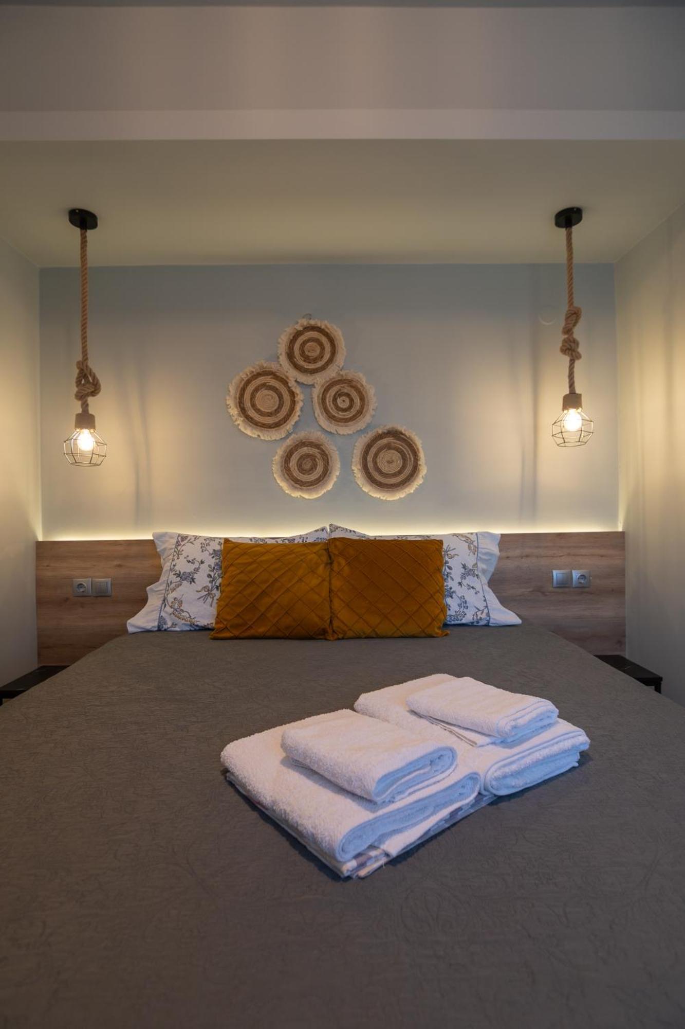 Olea Apartments Palioura Epanomi Bagian luar foto